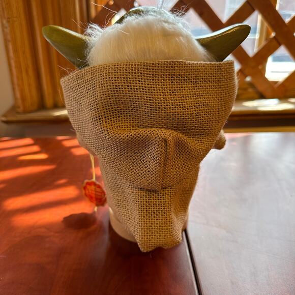 Yoda Steinback Nutcracker   -  Item S1890  -  New in box - Picture 5 of 7